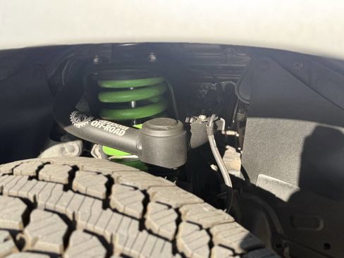 Used 2017 Lexus GX 460 Premium w/ Premium Package image 21