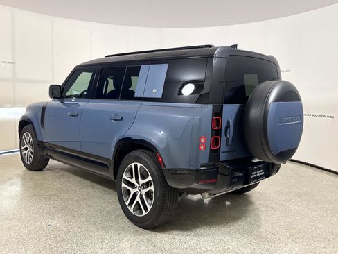 Used 2023 Land Rover Defender 110 X-Dynamic SE AWD/4WD image 3