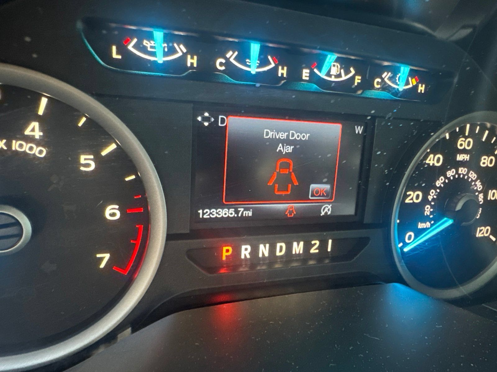 Used 2016 Ford F150 XLT w/ Equipment Group 302A Luxury RWD image 7