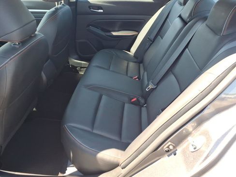 Used 2024 Nissan Altima 2.5 SR w/ SR Premium Package FWD image 12