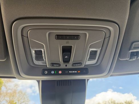 Used 2024 Chevrolet Silverado 1500 LT Trail Boss w/ Convenience Package II image 25