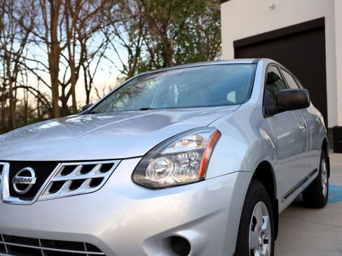 Used 2014 Nissan Rogue S image 25