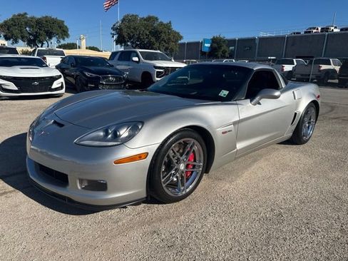 Used 2008 Chevrolet Corvette Z06 w/ Preferred Equipment Group RWD image 2