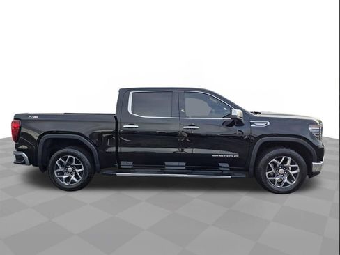 Used 2024 GMC Sierra 1500 SLT image 4
