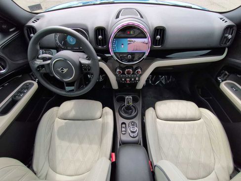 Certified 2023 MINI Cooper Countryman S w/ Signature Upholstery Package AWD/4WD image 16