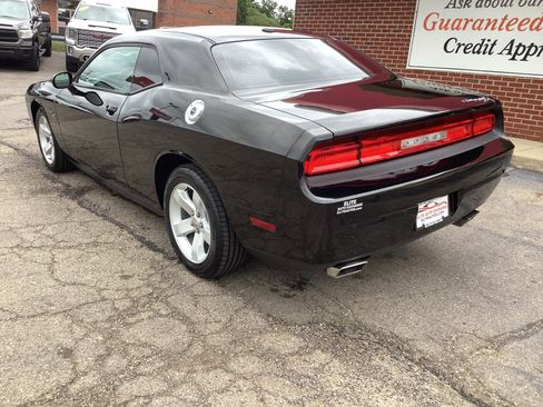 Used 2013 Dodge Challenger R/T Plus image 6
