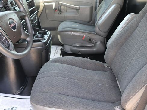 Used 2023 GMC Savana 2500 w/ Driver Convenience Package image 21