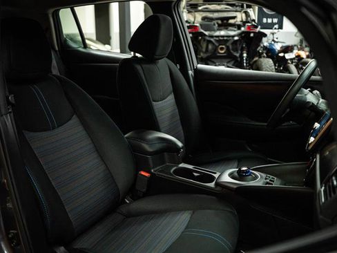 Used 2024 Nissan Leaf S image 13