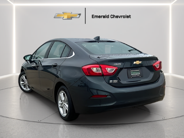 Used 2016 Chevrolet Cruze LT w/ Sun And Sound Package FWD image 5