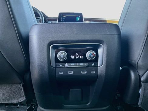 Used 2024 Chevrolet Tahoe High Country w/ Advanced Technology Package AWD/4WD image 26