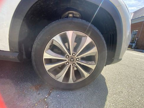 Used 2021 Mercedes-Benz GLE 350 4MATIC image 25