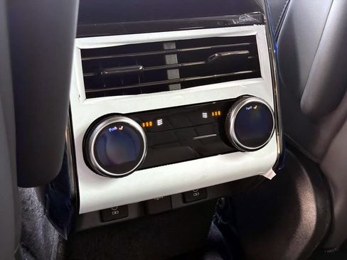 New 2026 Land Rover Range Rover Sport SE AWD/4WD image 14