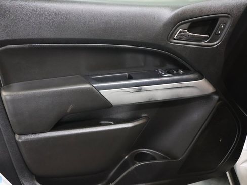 Used 2021 Chevrolet Colorado LT w/ Fleet Safety Package image 15