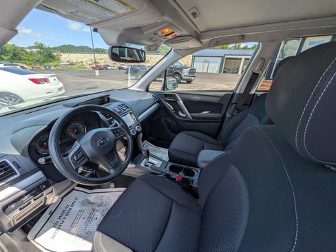 Used 2016 Subaru Forester 2.5i Premium AWD/4WD image 19