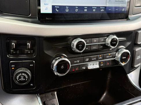 Certified 2022 Ford F150 XLT w/ Equipment Group 302A High image 17