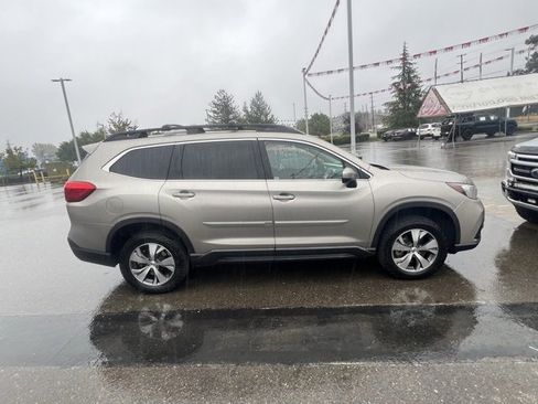 Used 2019 Subaru Ascent Premium w/ Popular Package #3 image 2