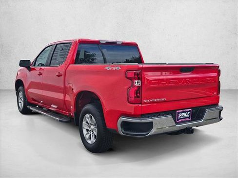 Used 2023 Chevrolet Silverado 1500 LT AWD/4WD image 3