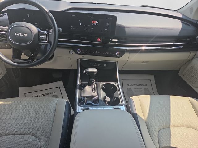 Used 2025 Kia Carnival SX Prestige FWD image 29