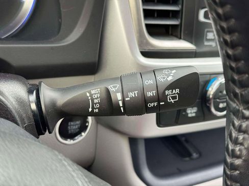 Used 2017 Toyota Highlander Limited AWD/4WD image 27