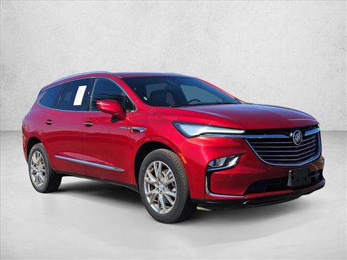 Used 2022 Buick Enclave Premium image 3