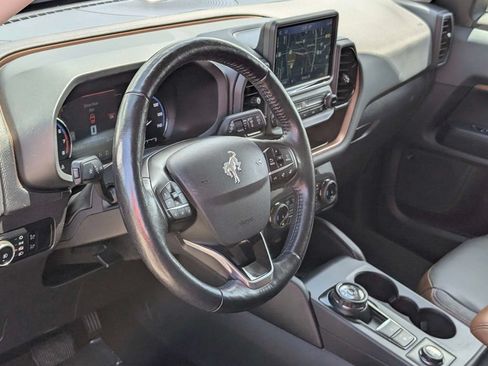 Used 2023 Ford Bronco Sport Outer Banks w/ Tech Package AWD/4WD image 16