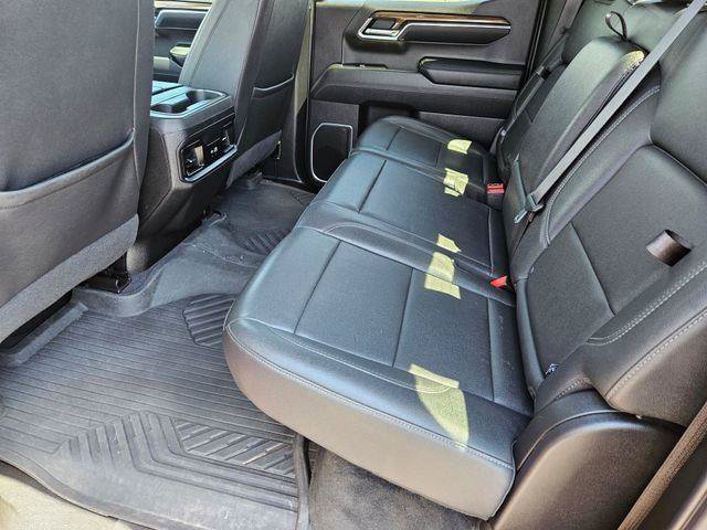 Used 2023 Chevrolet Silverado 1500 RST AWD/4WD image 17