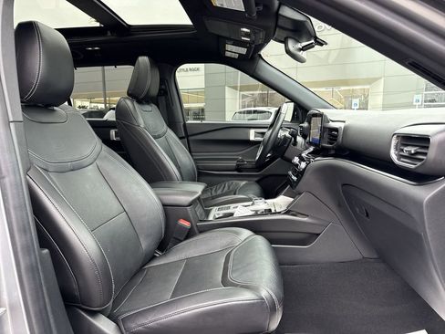 Used 2022 Ford Explorer ST w/ Equipment Group 401A image 22