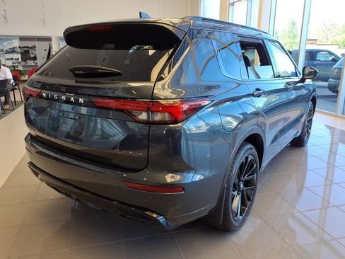New 2026 Nissan Rogue Platinum AWD/4WD image 3