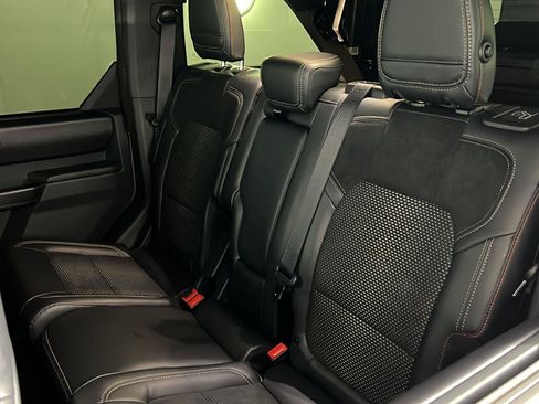 Used 2025 Ford Bronco Raptor AWD/4WD image 21
