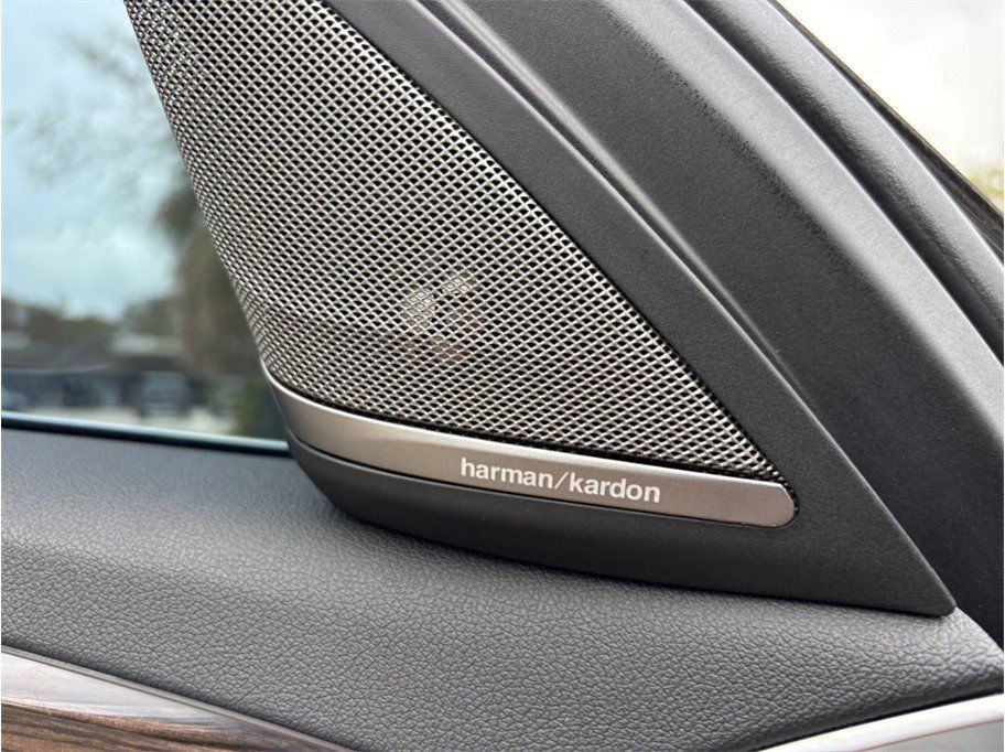 Used 2018 BMW 540i RWD image 26