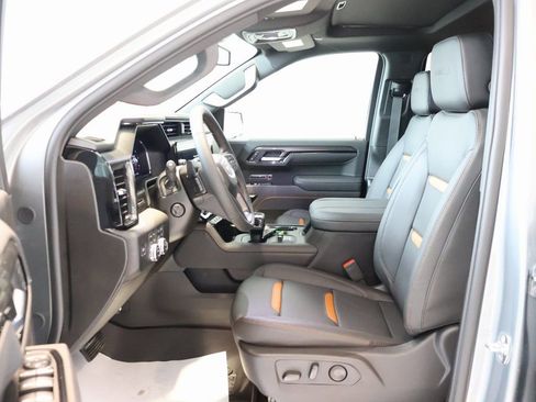 New 2026 GMC Sierra 1500 AT4 w/ AT4 Premium Package AWD/4WD image 16