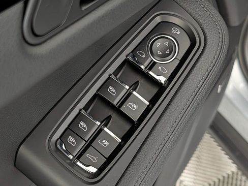 New 2026 Porsche Macan AWD/4WD image 27