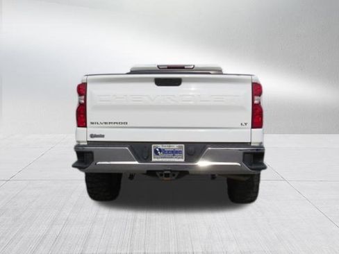 Used 2021 Chevrolet Silverado 1500 LT image 4