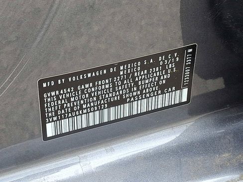 Used 2019 Volkswagen Golf S AWD/4WD image 27