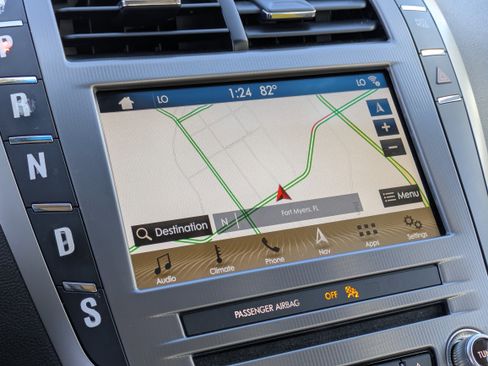 Used 2018 Lincoln MKZ Select w/ Select Plus Package image 32