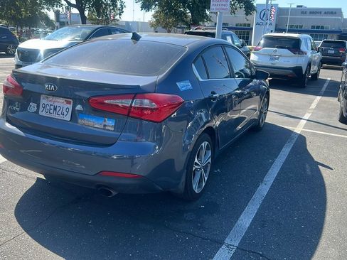 Used 2016 Kia Forte EX w/ EX Premium Package FWD image 2