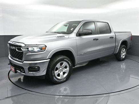 Used 2025 RAM 1500 Lone Star AWD/4WD image 1