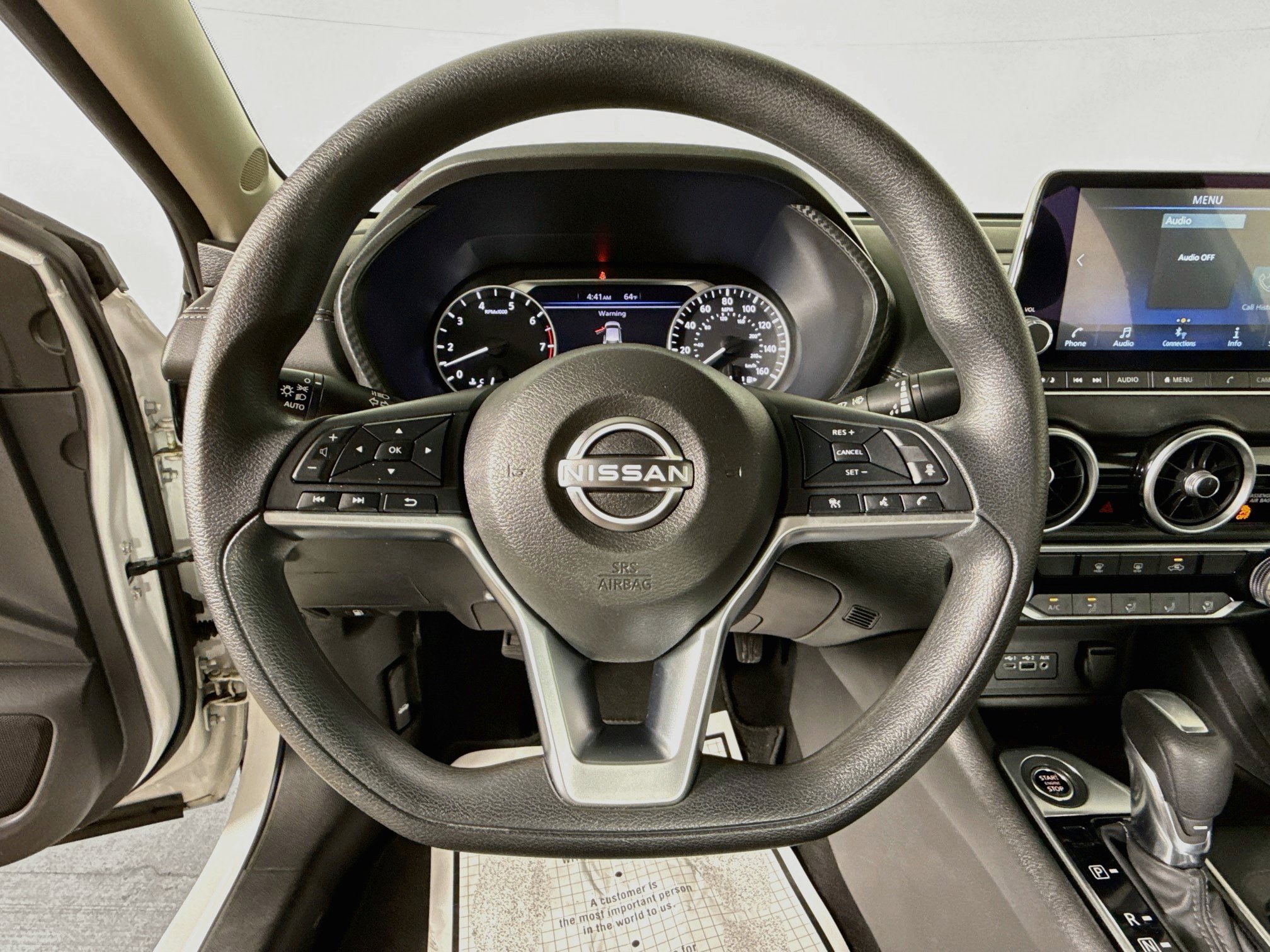 Used 2024 Nissan Sentra SV FWD image 11