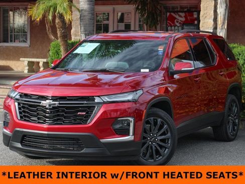 Used 2023 Chevrolet Traverse RS image 4