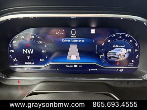 Used 2022 Chevrolet Tahoe Z71 w/ Luxury Package AWD/4WD image 35