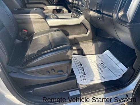 Used 2017 Chevrolet Silverado 2500 LTZ image 32