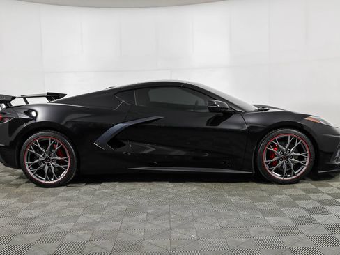Used 2023 Chevrolet Corvette Stingray Preferred Cpe w/ Battery Protection Package RWD image 15