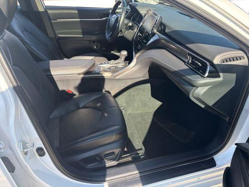 Used 2021 Toyota Camry XSE w/ Navigation Upgrade Package FWD image 20