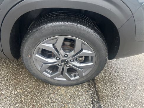 Certified 2024 Kia Seltos S image 6