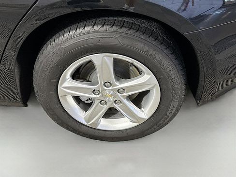 Used 2023 Chevrolet Malibu LT FWD image 29
