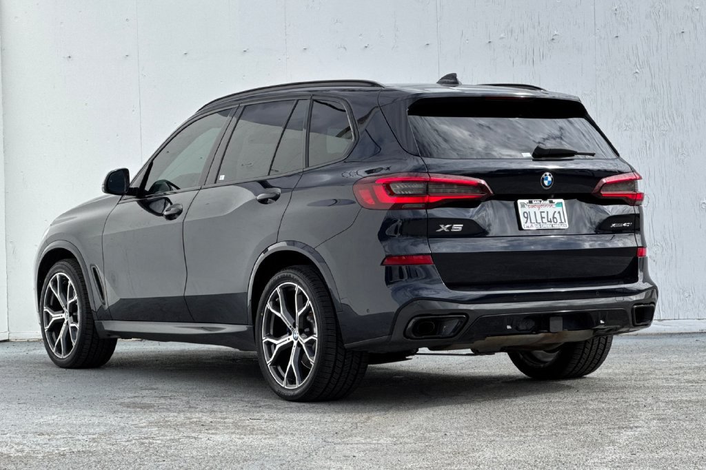 Used 2021 BMW X5 xDrive40i w/ M Sport Package AWD/4WD image 5