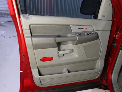 Used 2006 Dodge Ram 1500 Truck 2WD Quad Cab w/ Communication Pkg image 34