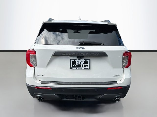 Used 2023 Ford Explorer XLT w/ Equipment Group 202A AWD/4WD image 6