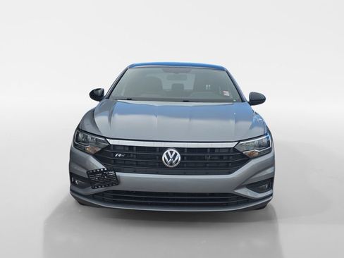 Used 2019 Volkswagen Jetta R-Line w/ R-Line Cold Weather Package image 9