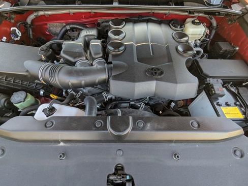 Used 2022 Toyota 4Runner TRD Off-Road Premium image 33